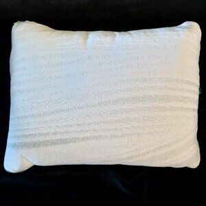 NWT Beautyrest Harmony Lux Pillow - Standard-Med Soft Down Feathers